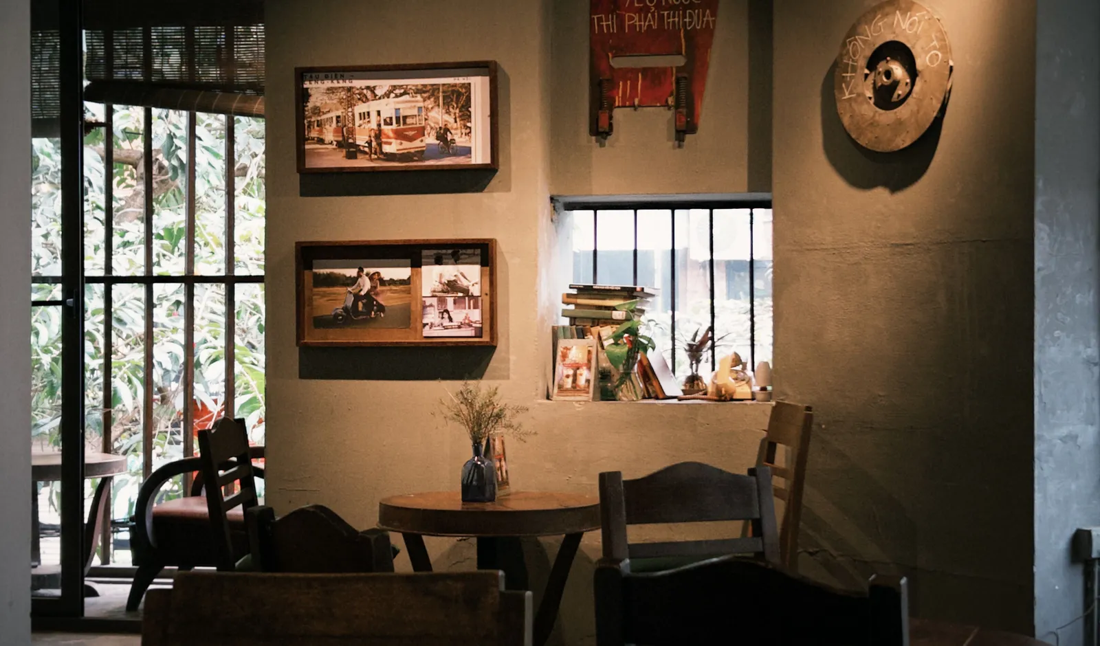A warm corner for slow mornings